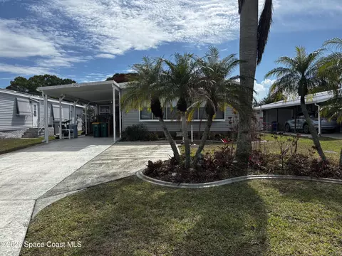 1458 Gardenia Dr, Sebastian, FL 32976