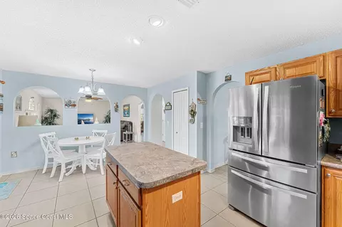 Kitchen - 256 Mcclain Dr, Melbourne, FL 32904 photo 2 of 4