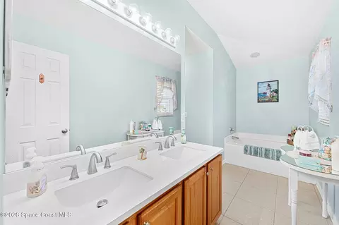 Bath - 256 Mcclain Dr, Melbourne, FL 32904 photo 2 of 5