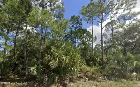 3081 Tinley Rd SE, Palm Bay, FL 32909