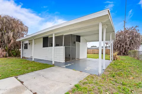 Exterior - 4037 Edward St, Melbourne, FL 32901 photo 2 of 5