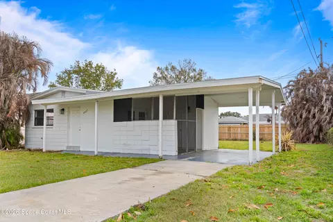 Exterior - 4037 Edward St, Melbourne, FL 32901 photo 1 of 5