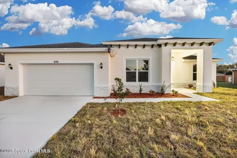 2906 Wilkinson Ave SE, Palm Bay, FL 32909