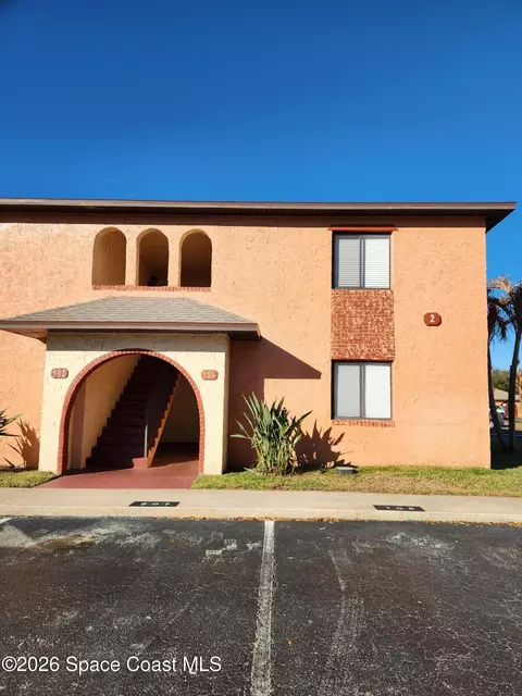 207 San Juan Cir, Melbourne, FL 32935