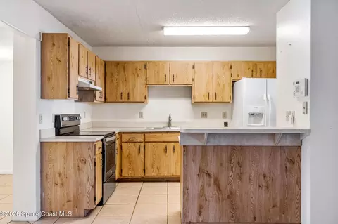 Kitchen - 2016 Manor Dr NE, Palm Bay, FL 32905 photo 3 of 3