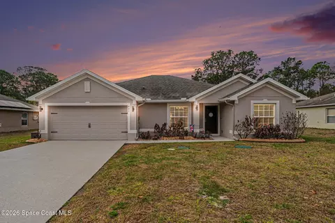 442 La Coco St SW, Palm Bay, FL 32908