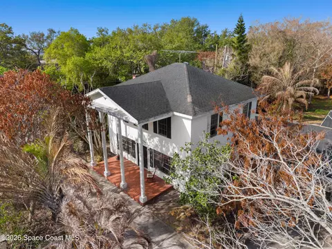 4301 Crooked Mile Rd, Merritt Island, FL 32952