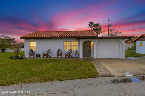 131 Del Mar St, Indialantic, FL 32903