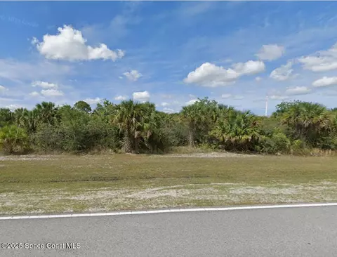 567 St Andre Blvd SW, Palm Bay, FL 32908