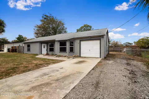 112 Lado Ln, Titusville, FL 32780