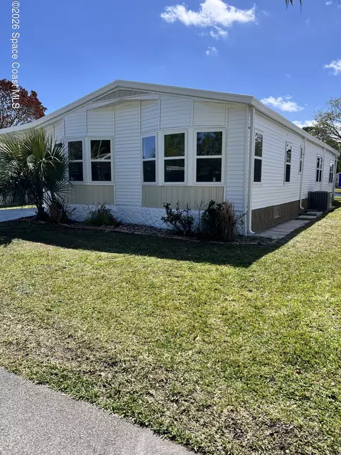 4337 Twin Lakes Dr, Melbourne, FL 32934