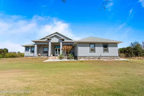 340 Stallion St, Palm Bay, FL 32909