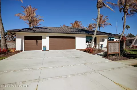 1901 Cedar Ln, Melbourne Beach, FL 32951