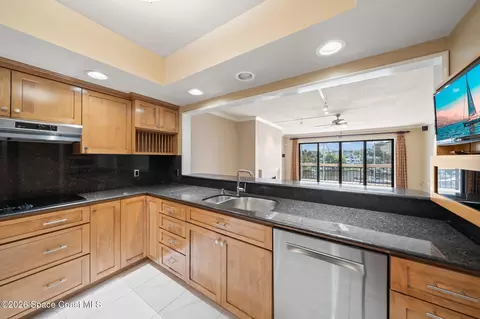 Kitchen - 2220 Front St #303, Melbourne, FL 32901 photo 2 of 5