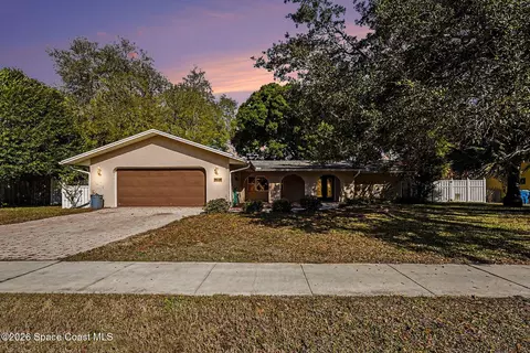 1351 Cherry Hills Rd NE, Palm Bay, FL 32905