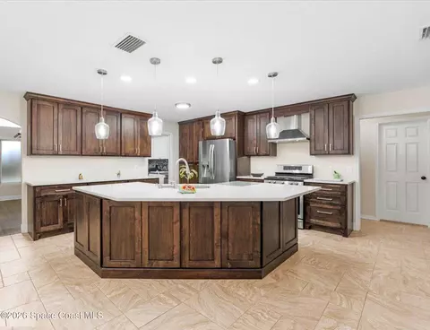 Kitchen - 1711 Flamevine Pl, Malabar, FL 32950 photo 1 of 1