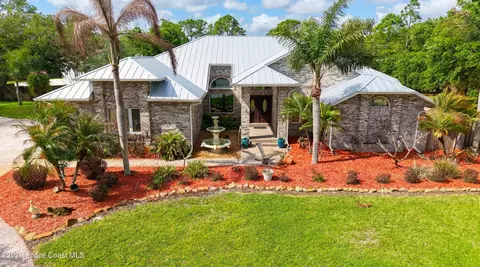 1711 Flamevine Pl, Malabar, FL 32950