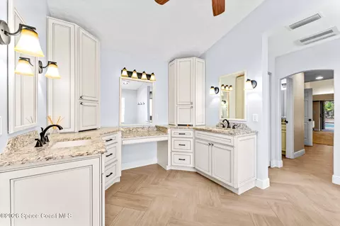 Bath - 1711 Flamevine Pl, Malabar, FL 32950 photo 2 of 6