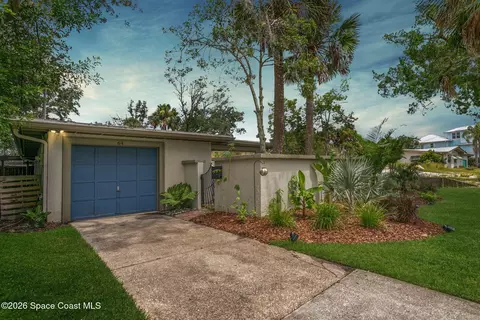 Exterior - 64 Dolphin Dr, Saint Augustine, FL 32080 photo 9 of 10