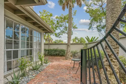 Exterior - 64 Dolphin Dr, Saint Augustine, FL 32080 photo 5 of 10