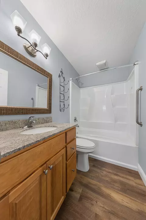 Bath - 1972 Post Rd, Melbourne, FL 32935 photo 2 of 2