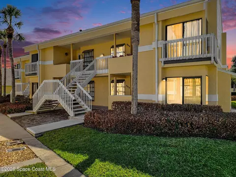 363 Lofts Dr, Melbourne, FL 32940