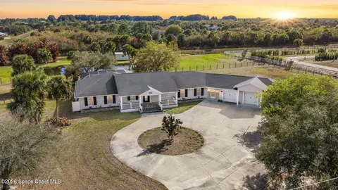 704 Osmosis Dr, Palm Bay, FL 32908