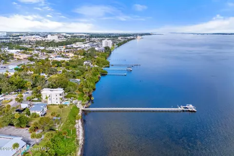 View/Area - 1809 Riverview Dr, Melbourne, FL 32901 photo 8 of 17