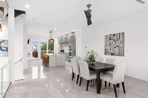 Dining - 1809 Riverview Dr, Melbourne, FL 32901 photo 3 of 3