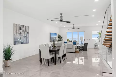Dining - 1809 Riverview Dr, Melbourne, FL 32901 photo 2 of 3