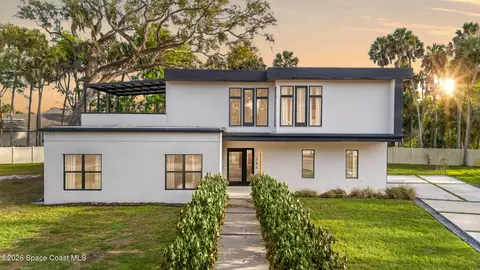 785 Seymour Rd NE, Palm Bay, FL 32905