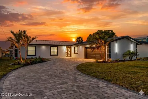 43 Westview Ln, Cocoa Beach, FL 32931