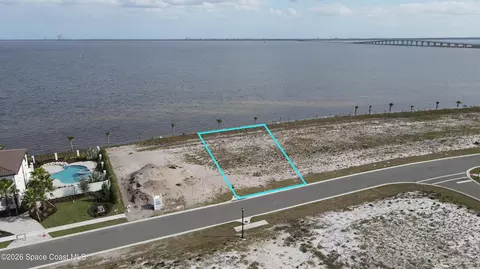 6221 Constellation Dr, Titusville, FL 32780