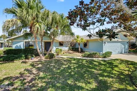 1682 Frontier Dr, Melbourne, FL 32940