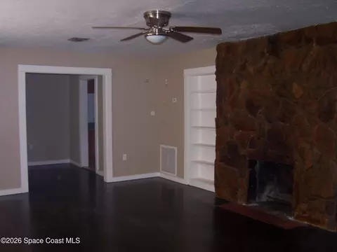 Living - 15 Alexander St, Cocoa, FL 32922 photo 1 of 3