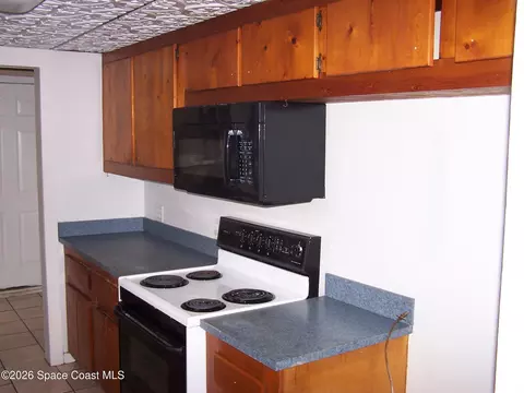 Kitchen - 15 Alexander St, Cocoa, FL 32922 photo 2 of 2