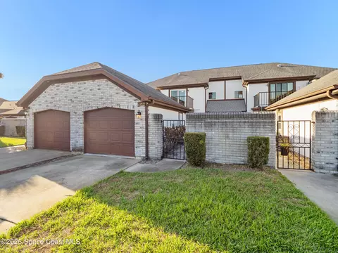 2140 Kings Cross St, Titusville, FL 32796