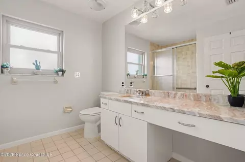 Bath - 1161 Continental Ave, Melbourne, FL 32940 photo 2 of 2