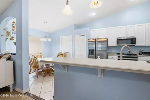 Kitchen - 3293 Cloudberry Pl, Melbourne, FL 32940 photo 4 of 4