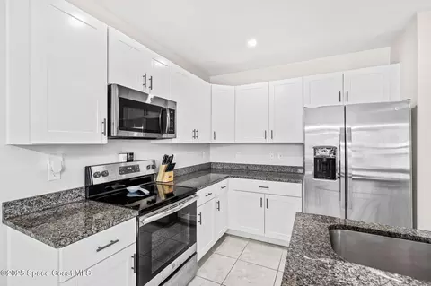 Kitchen - 6162 Rena Ave, Cocoa, FL 32927 photo 2 of 5