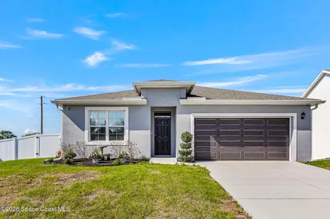 3054 Toulon Rd SE, Palm Bay, FL 32909