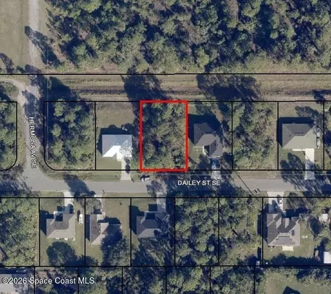 325 Dailey St SE, Palm Bay, FL 32909