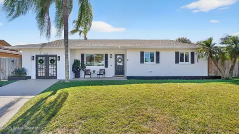 425 Via Valencia Ct, Merritt Island, FL 32953