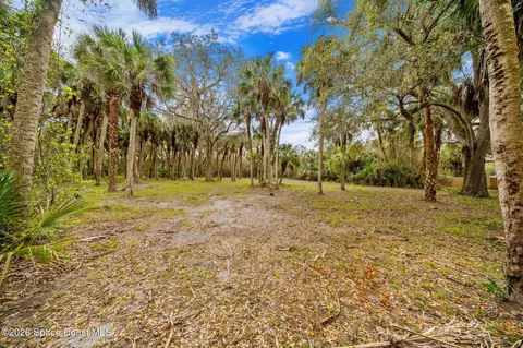 6745 Missile Ave, Cocoa, FL 32926