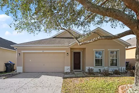 573 Hollow Glen Dr, Titusville, FL 32780