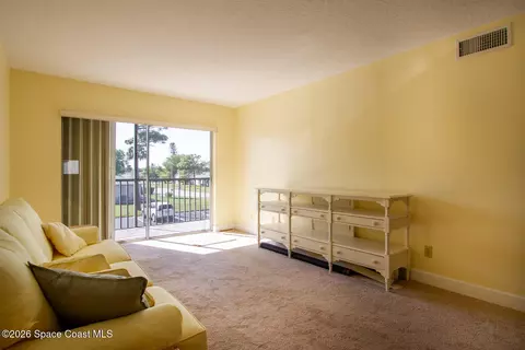 Living - 2935 Thrush Dr #237, Melbourne, FL 32935 photo 3 of 4