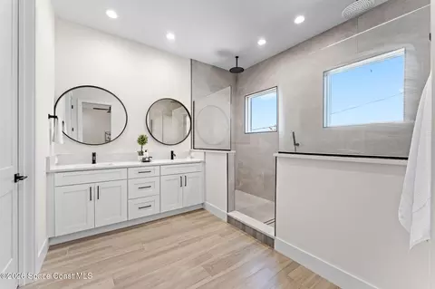 Bath - 104 4th Ave, Indialantic, FL 32903 photo 1 of 4