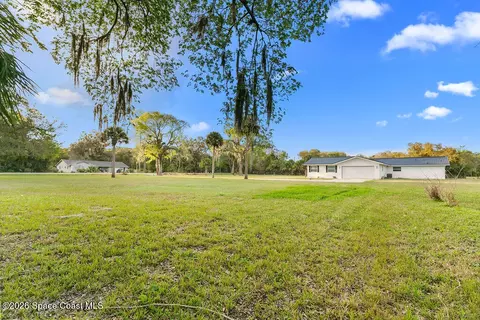 Exterior - 1815 Ford Rd, Mims, FL 32754 photo 5 of 8