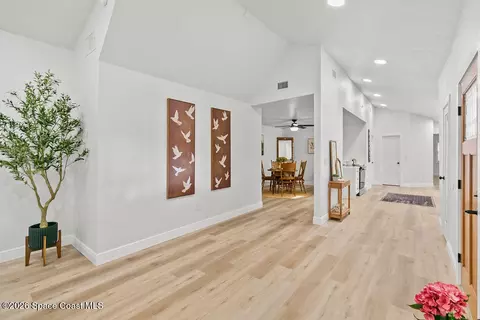 Entry Way - 1815 Ford Rd, Mims, FL 32754 photo 2 of 5