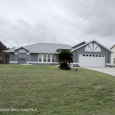 1430 Alberni St NW, Palm Bay, FL 32907